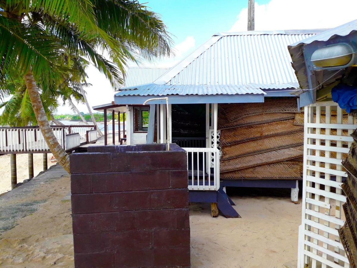Manase Vacation Beach Fales酒店 外观 照片